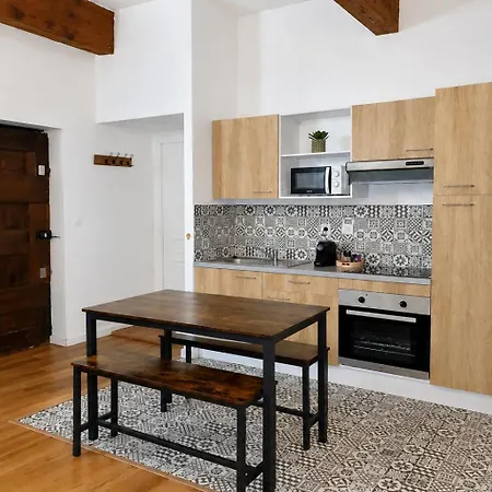 Apartamento Charme&poutres, Hyper Centre, Gare&tram, Bastille, Self Check-in *